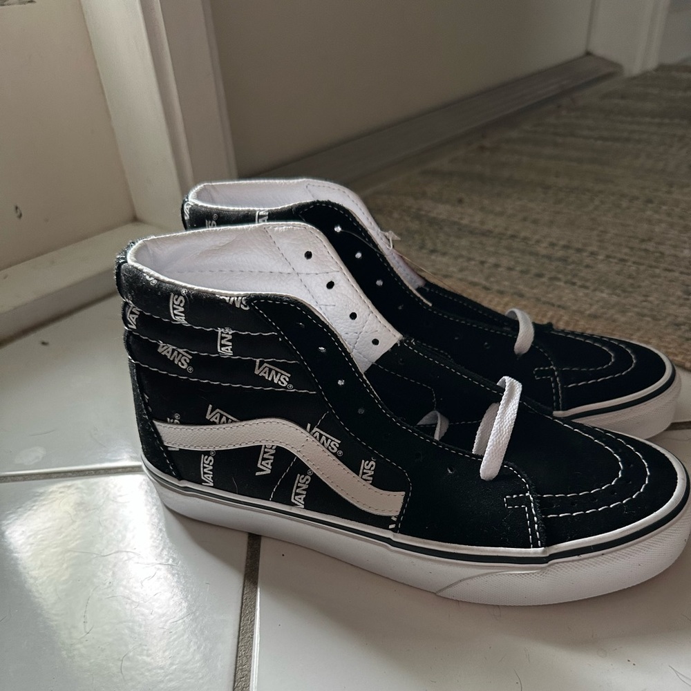 Vans Unisex SK8 Hi-Top Sneakers black & white